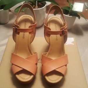 Lucky Brand Leather Platform Sandals